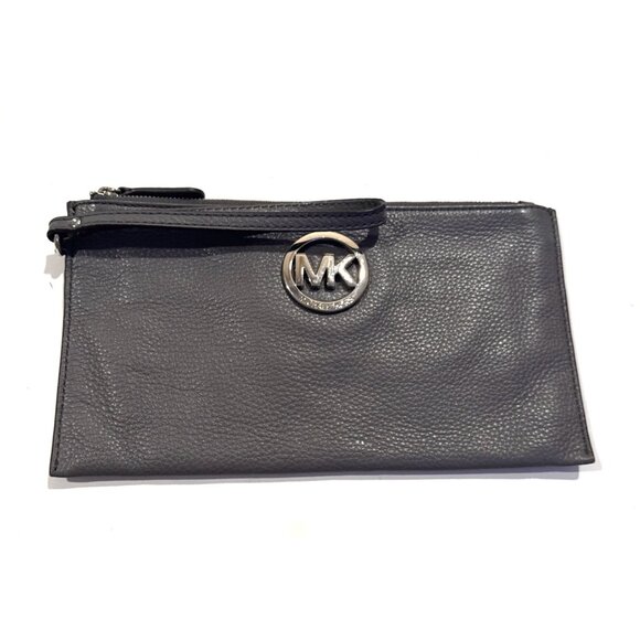MICHAEL KORS Gray Pebble Leather Wristlet Zip Top - Picture 1 of 9
